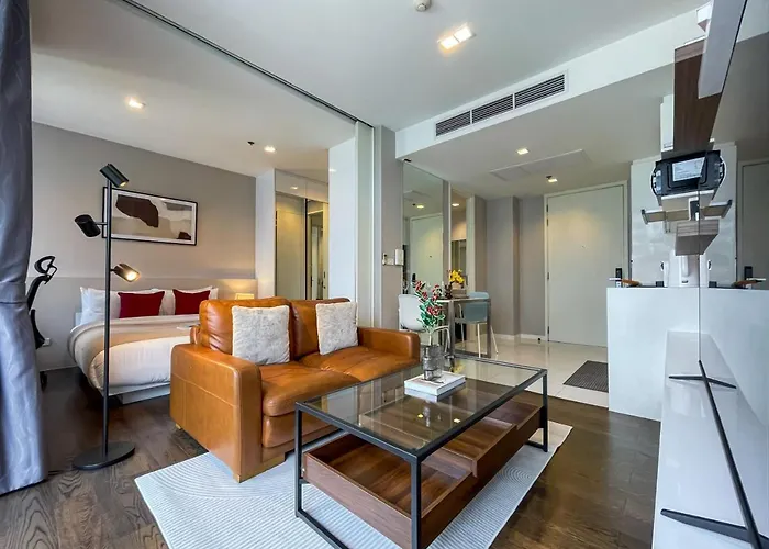 Near Bts L Fully Furnish L Gym And Pool 曼谷