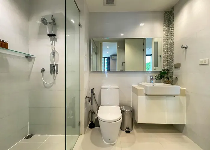 Near Bts L Fully Furnish L Gym And Pool
